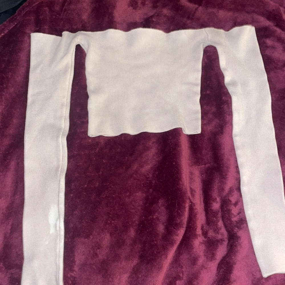 Medium light pink crop top
